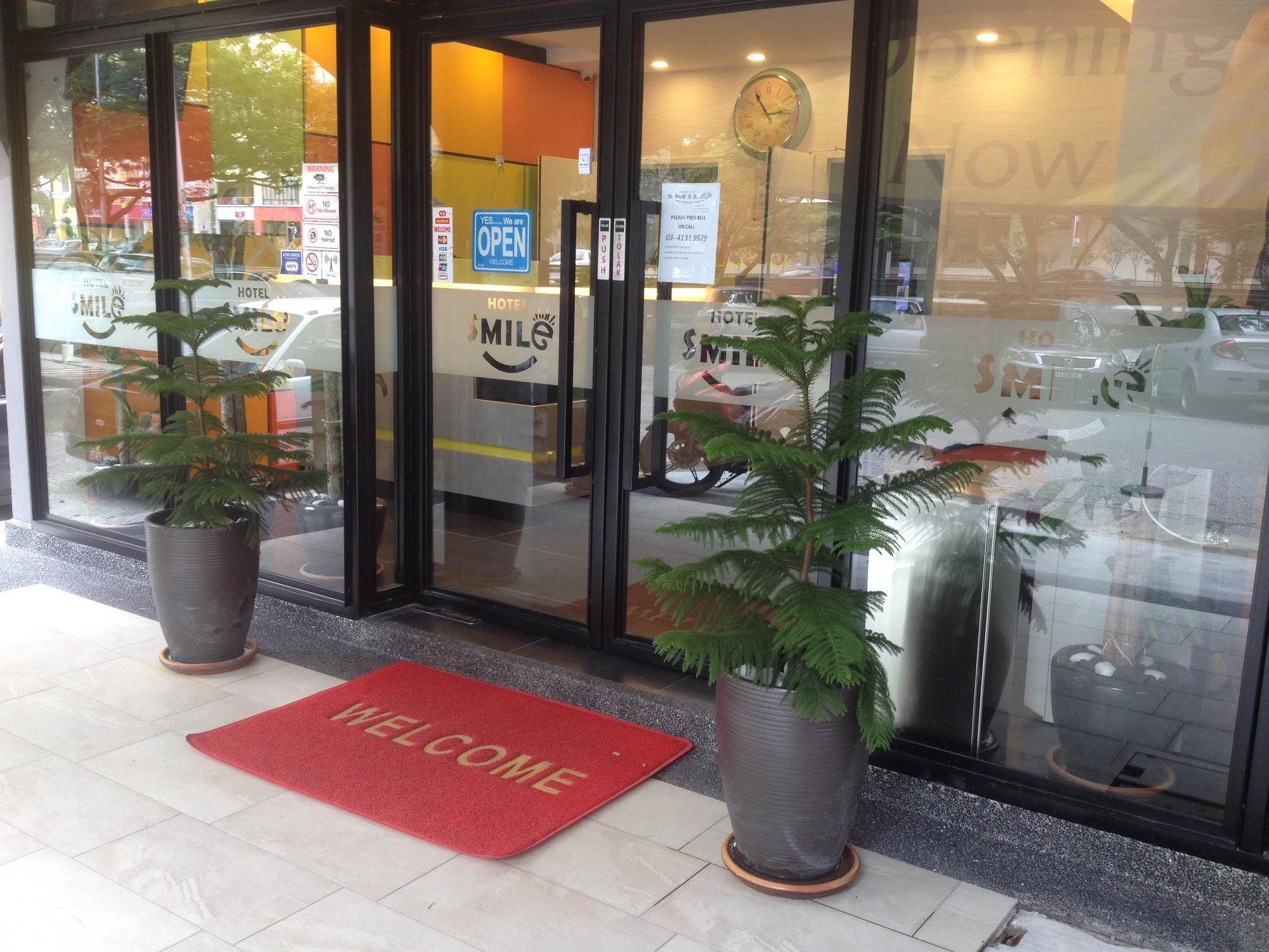 Smile Hotel Danau Kota Kuala Lumpur Eksteriør billede
